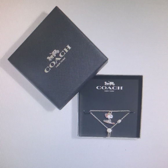 Coach X Peanuts Snoopy Ski Slider Bracelet New - Picture 4 of 5